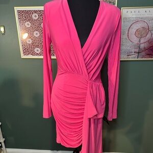 Lulu's NWT Vibrant Pink Long Sleeve Dress Size S 🦄